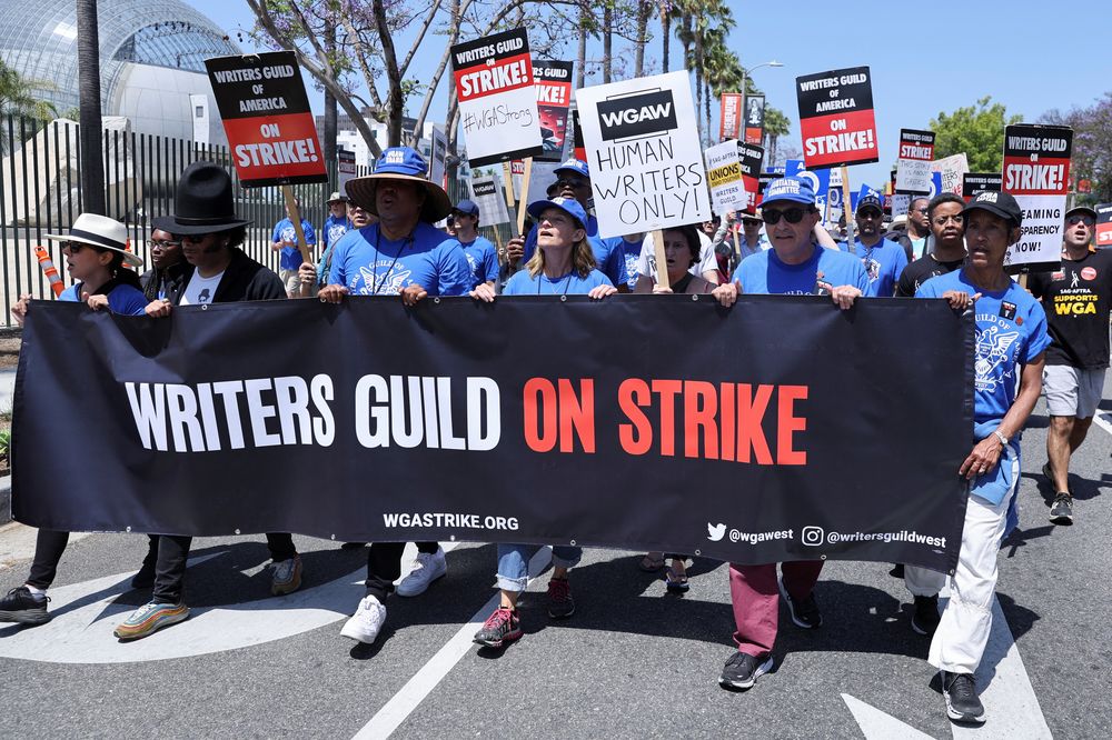 wga strike.jpg wga strike.jpg